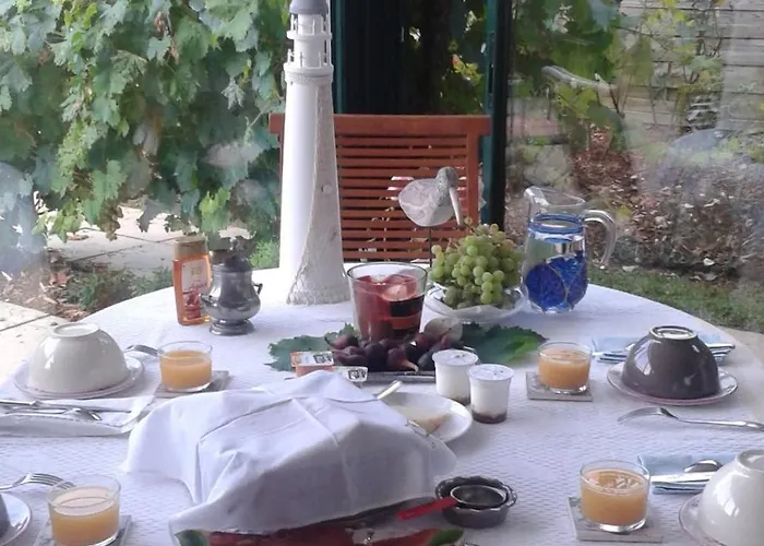 Pensjonat Entre Et Verdure - Deux Hebergements De Charme A Biarritz