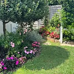 Pensionat Entre Et Verdure - Deux Hebergements De Charme A Biarritz