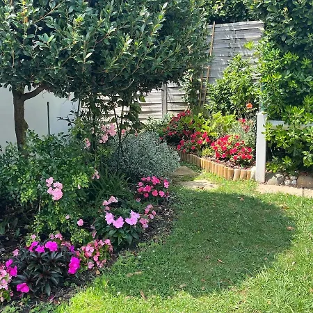 Gæstehus Entre Et Verdure - Deux Hebergements De Charme A Biarritz